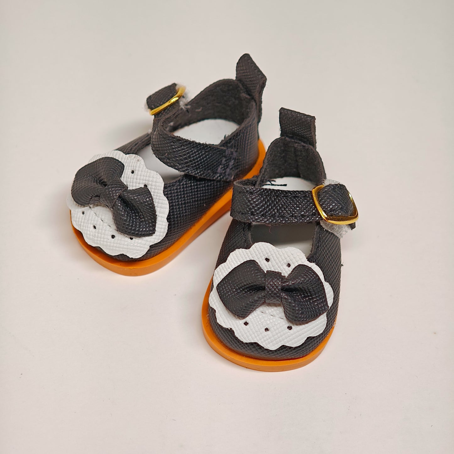 Doll Accessory Cute Maid Style Doll Shoes Mary Janes with Bows and Yellow Soles