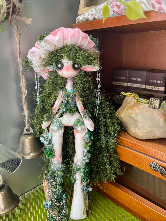 Forest Green Doll 8‘’