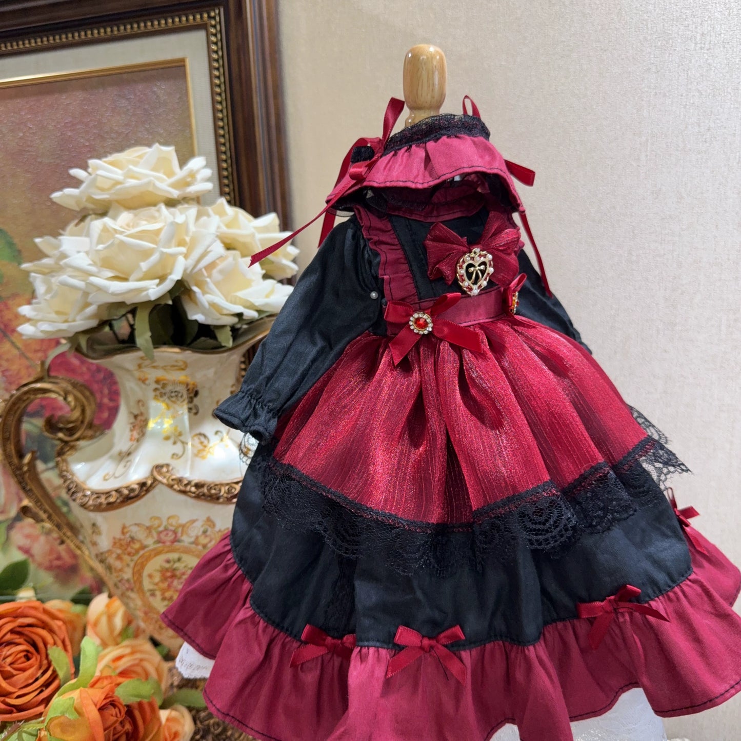 Six point Lolita Black and Red Dress