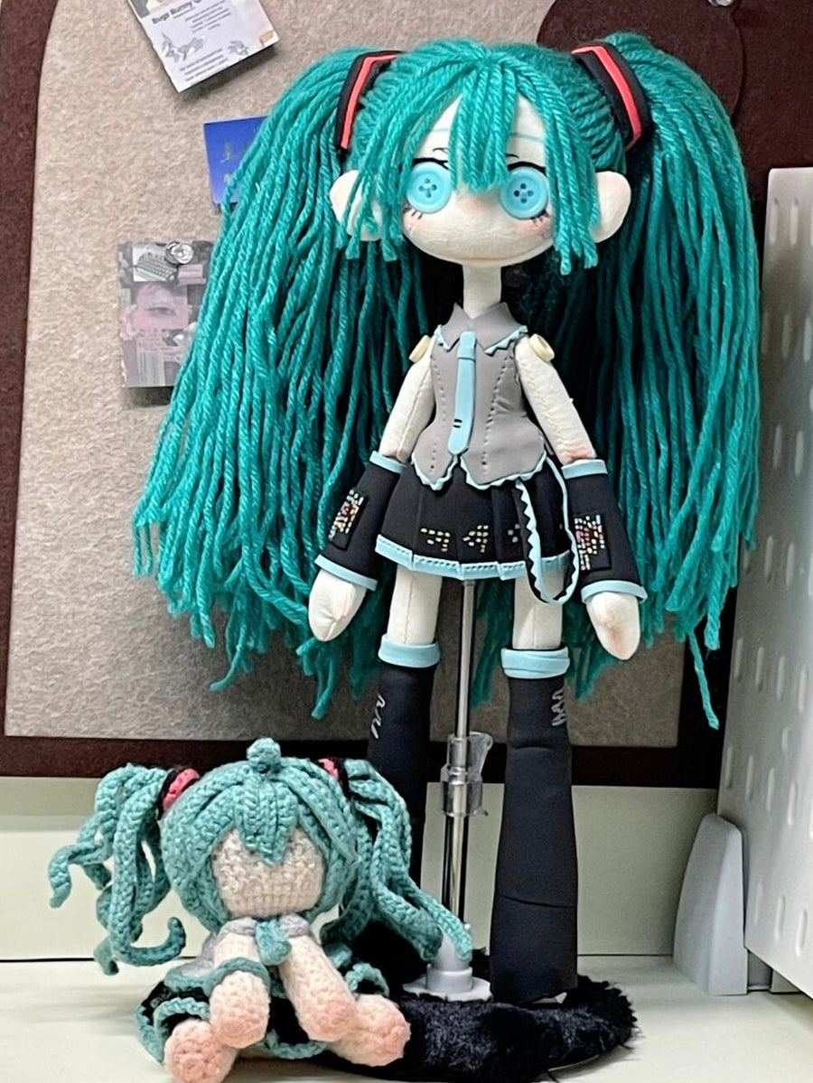 Hatsune Miku Handmade Doll💚