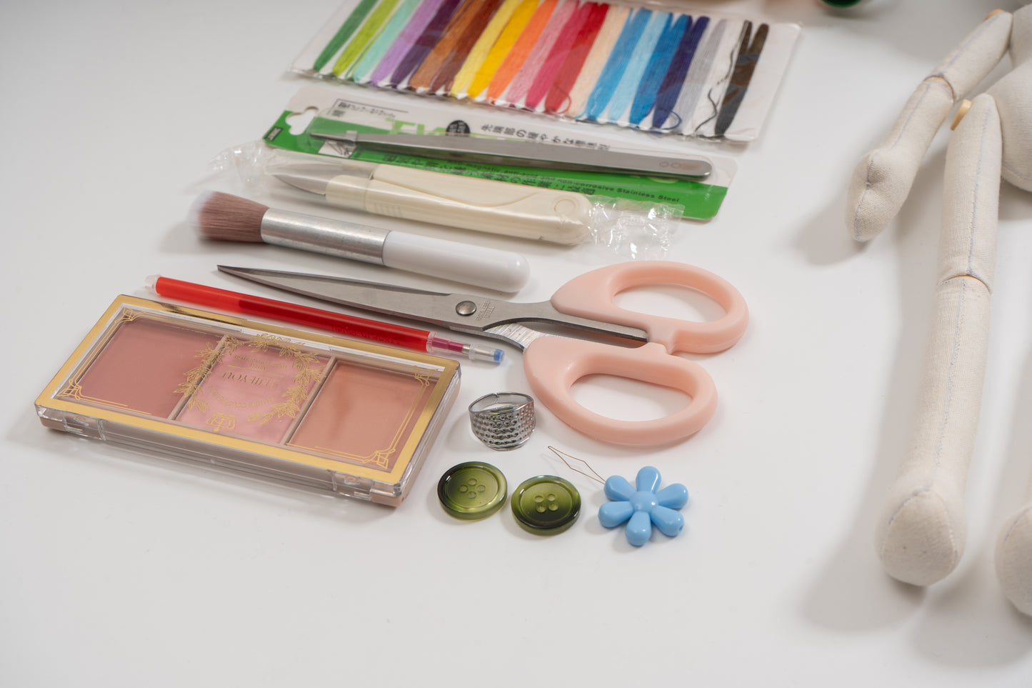 DIY Button-Eyed Doll Kit 2.0 (Milk Cotton Fine Yarn)