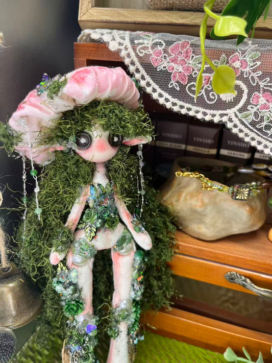 Forest Green Doll   8‘’
