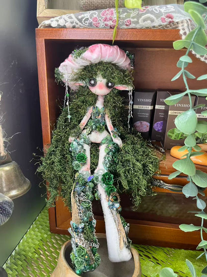 Forest Green Doll   8‘’